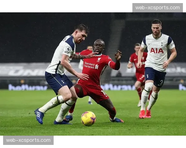 中场拉沃尔皮亚纳战术复兴 长传打防线身后成新趋势